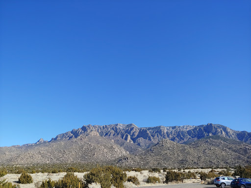 Pino Trailhead