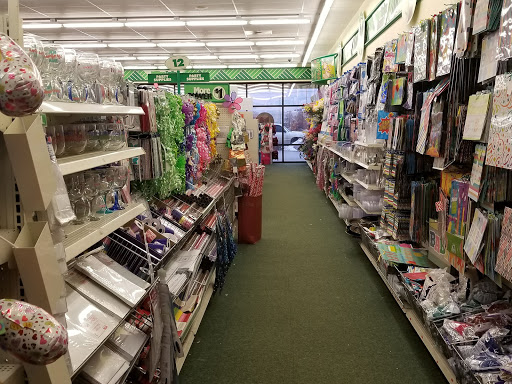 Dollar Store «Dollar Tree», reviews and photos, 603 Wesley Dr, Wood River, IL 62095, USA