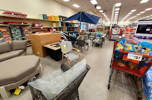 Discount Store «Big Lots», reviews and photos, 825 Fairport Rd, East Rochester, NY 14445, USA