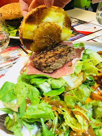 Hamburger du Restaurant de hamburgers Bougnat Burger Clermont Ferrand - n°3
