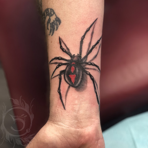 Tattoo Shop «5 Point Studios», reviews and photos, 1800 NW 86th St, Clive, IA 50325, USA