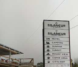 Parkiran atas Silancur Highland photo