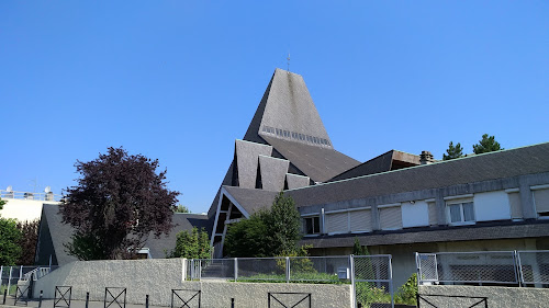 Église Sainte-Thérèse des Joncherolles à Pierrefitte-sur-Seine