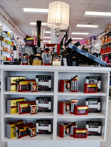 Beauty Supply Store «Planet Beauty Manhattan Beach», reviews and photos, 1590 Rosecrans Ave G, Manhattan Beach, CA 90266, USA