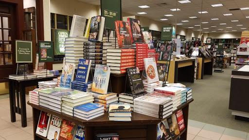 Book Store «Barnes & Noble Booksellers Moorestown», reviews and photos, 1311 Nixon Dr, Moorestown, NJ 08057, USA