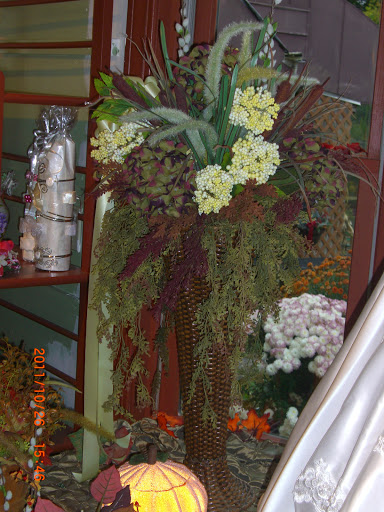 Florist «The Country Thyme Shoppe», reviews and photos, 321 Liberty St, Hanson, MA 02341, USA