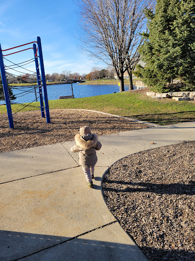 Park «Lake Park», reviews and photos, 2100-2198 Lee St, Des Plaines, IL 60018, USA