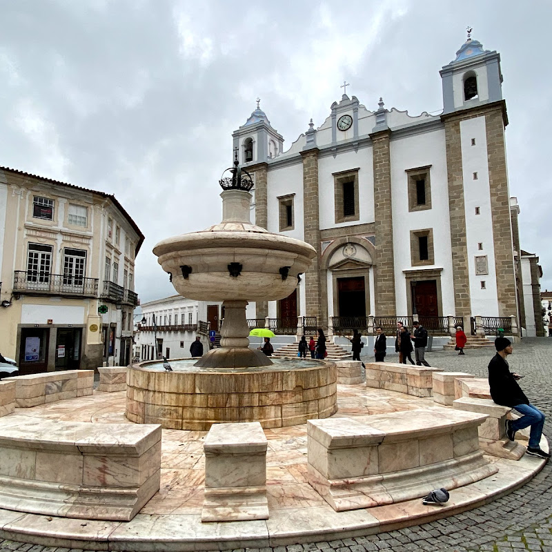 S Antão Church