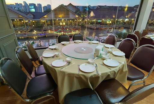 Dining terraces Bangkok