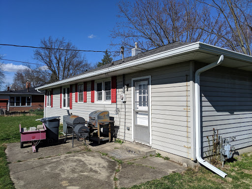 Roofing Contractor «Clemens Seamless Guttering», reviews and photos, 7008 S 300 W, Muncie, IN 47302, USA