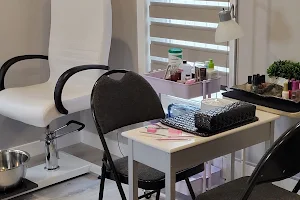 Looks Beauty Salon | Esthetician & Permanent Makeup Specialist in Calgary | Beauty salon in Calgary, Canada image