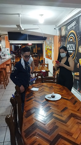 FIRU pizzas & batidos - Pizzeria