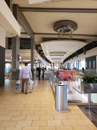 Shopping Mall «The Galleria», reviews and photos, 5085 Westheimer Rd, Houston, TX 77056, USA