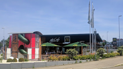 McDonald,s Restaurant - Am Heilbrunnen 30, 72766 Reutlingen, Germany