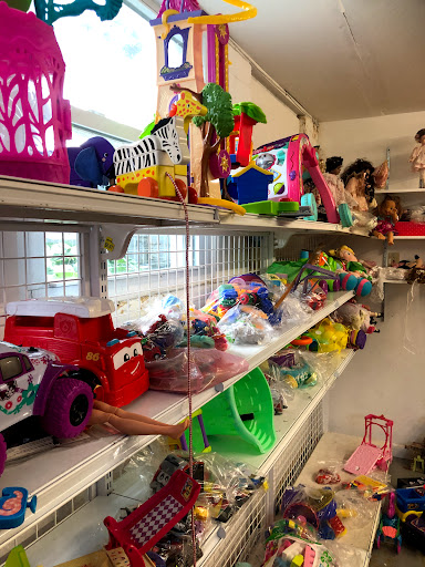 Thrift Store «Goodwill Store & Donation Center», reviews and photos, 1367 Weaverland Rd, East Earl, PA 17519, USA