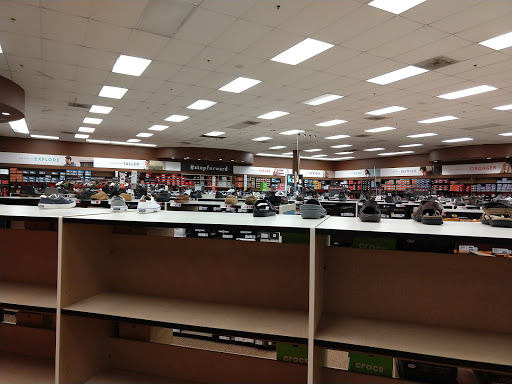 Shoe Store «Famous Footwear», reviews and photos, 6865 Sierra Center Pkwy, Reno, NV 89511, USA