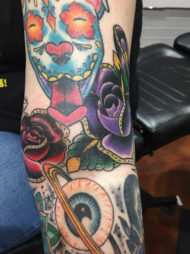 Body Piercing Shop «Atomic Tattoos», reviews and photos, 459 Brandon Town Center Dr, Brandon, FL 33511, USA