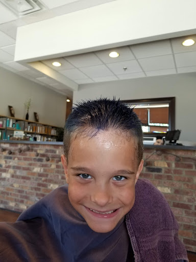 Hair Salon «Hairdue Salon & Spa», reviews and photos, 1475 Peachtree Pkwy, Cumming, GA 30041, USA