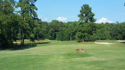 Golf Course «Twin Lakes Golf Course», reviews and photos, 648 Willow Way, Chapel Hill, NC 27516, USA