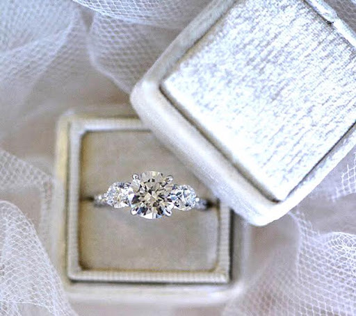 Jewelry Store «Morton & Rudolph Jewelers», reviews and photos, 1900 Marlton Pike East, Cherry Hill, NJ 08003, USA