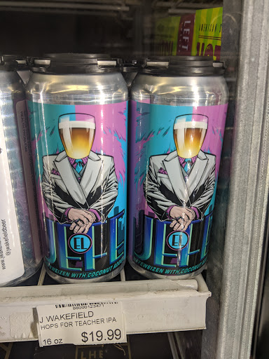 Liquor Store «Downtown Wine & Spirits», reviews and photos, 225 Elm St, Somerville, MA 02144, USA