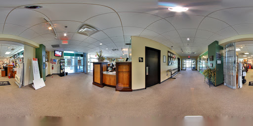 Golf Driving Range «Golf Center Des Plaines», reviews and photos, 353 N River Rd, Des Plaines, IL 60016, USA