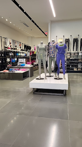 Sportswear Store «lululemon», reviews and photos, 710 Americana Way, Glendale, CA 91210, USA