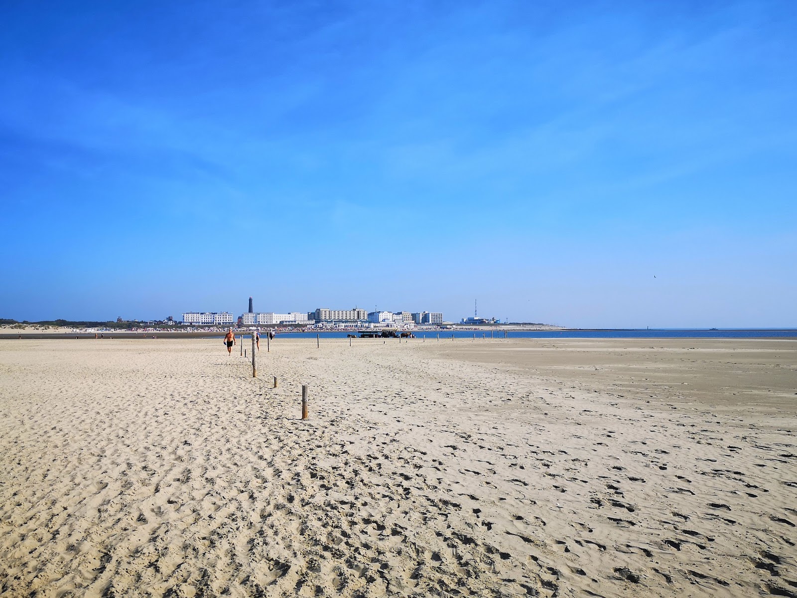 Borkum Strand'in fotoğrafı imkanlar alanı