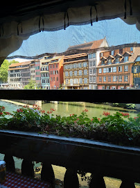 Atmosphère du Restaurant de spécialités alsaciennes Au Pont Saint-Martin à Strasbourg - n°14