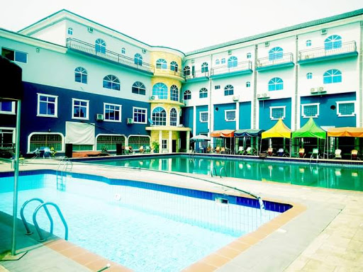 De-Lasmall Hotel and Resort Ltd, 9, Elekahia Rd, Port Harcourt, Nigeria, Public Swimming Pool, state Rivers