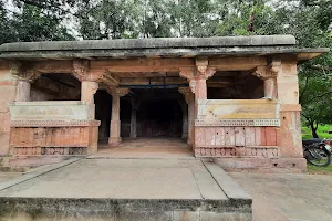 Kaleshwari Temple Parisar image