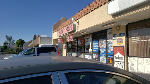 Tobacco Shop «EYE Smoke Shop», reviews and photos, 11801 N 19th Ave #10, Phoenix, AZ 85029, USA