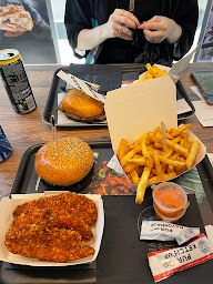 Photo n°50 de Black & White Burger Pau à Pau ()