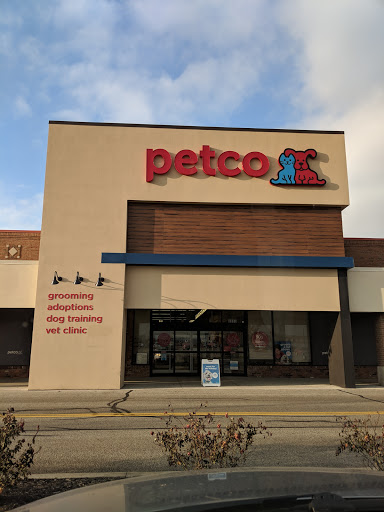 Shopping Mall «Southland Shopping Center», reviews and photos, 6944 W 130th St, Middleburg Heights, OH 44130, USA