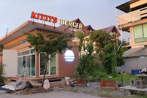 Kitti's Burger image