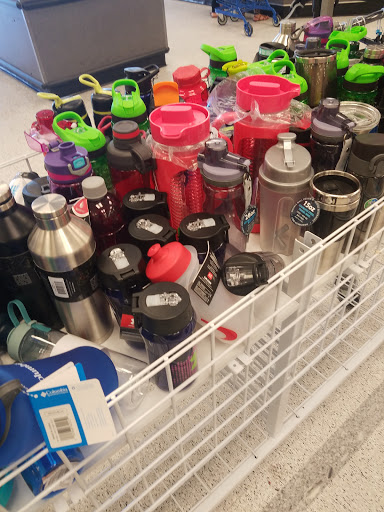 Clothing Store «Ross Dress for Less», reviews and photos, 150 Woodside Plaza, Redwood City, CA 94061, USA