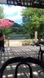 Photo n°52 de Au Bord de l'Eau à Coucouron ()