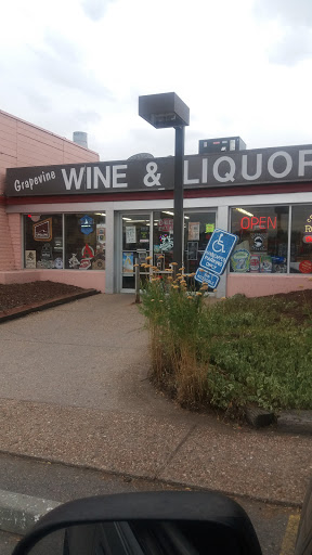 Grapevine Wine & Liquors, 900 S Monaco Pkwy, Denver, CO 80224, USA, 