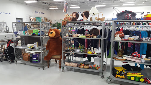 Thrift Store «Goodwill Retail Store of Lake St. Louis», reviews and photos, 913 Robert Raymond Dr, Lake St Louis, MO 63367, USA