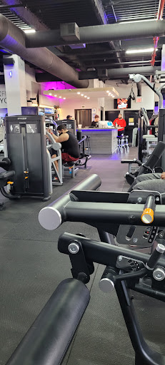 Gym «Intoxx Fitness - Grasmere», reviews and photos, 2071 Clove Rd, Staten Island, NY 10304, USA