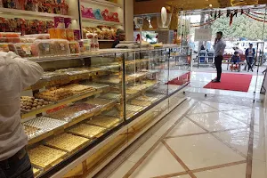KING BAKER'S - Cake & Flowers Shop in Muzaffarnagar (Customized Cakes) image