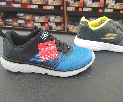 SKECHERS Warehouse Outlet