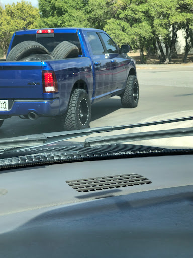 Tire Shop «Discount Tire Store - Georgetown, TX», reviews and photos, 1104 Rivery Blvd, Georgetown, TX 78628, USA