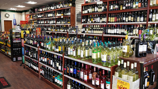 Liquor Store «FAMILY WINES AND LIQUORS», reviews and photos, 88 Guyon Ave, Staten Island, NY 10306, USA