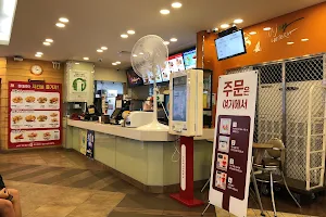 Lotteria Yeosu Central Branch image