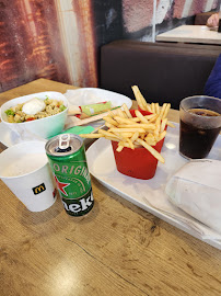 Aliment-réconfort du Restaurant de hamburgers McDonald's à Marseille - n°3