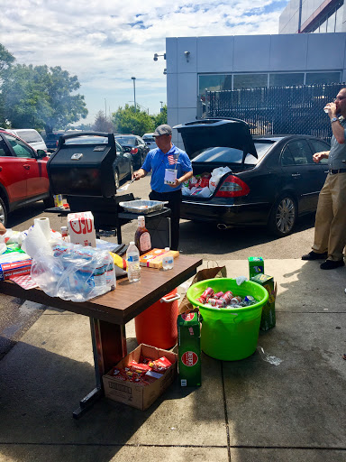 Toyota Dealer «Expressway Toyota», reviews and photos, 700 William T Morrissey Blvd, Boston, MA 02122, USA