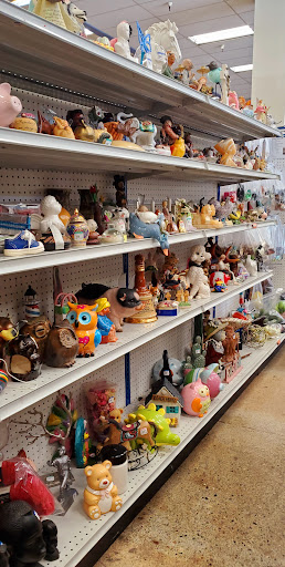 Thrift Store «Goodwill», reviews and photos