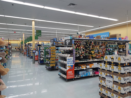 Supermarket «Walmart Neighborhood Market», reviews and photos, 727 W Golf Rd, Des Plaines, IL 60016, USA