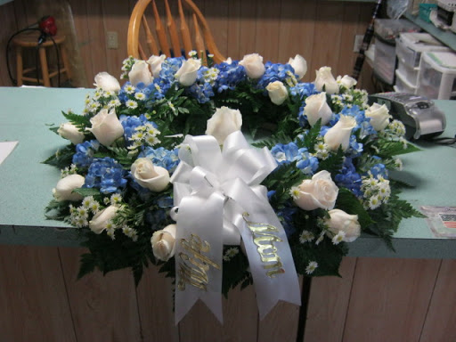 Florist «Heart To Heart Flower Shop», reviews and photos, 137 Fishing Creek Rd, Cape May, NJ 08204, USA
